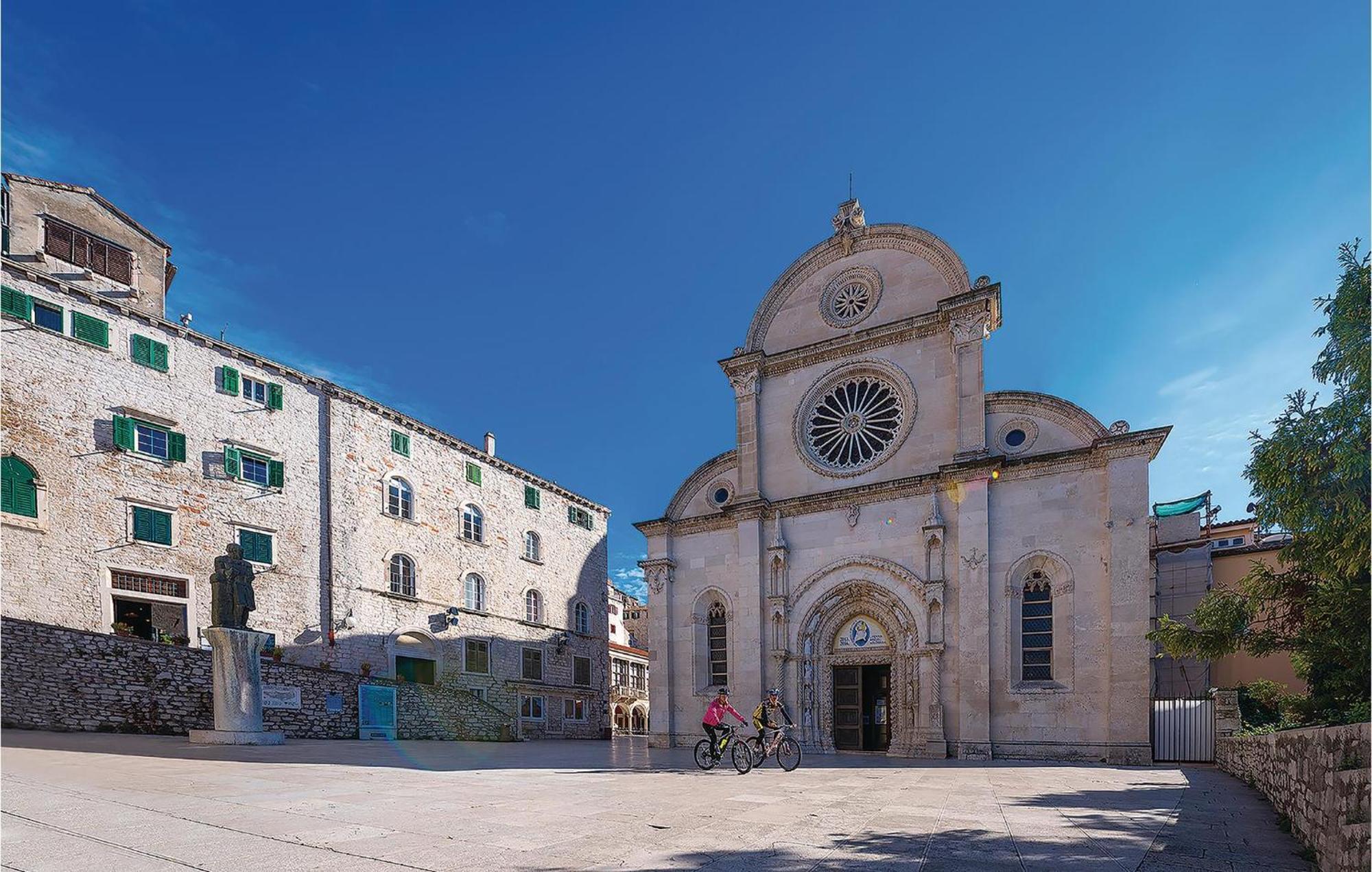 Nice Home In Sibenik With Kitchen Zewnętrze zdjęcie